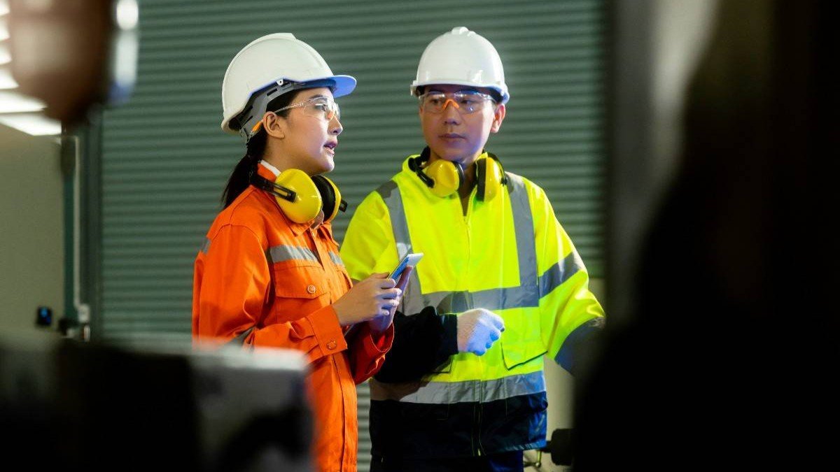 9 Essentials for Industrial Team Safety