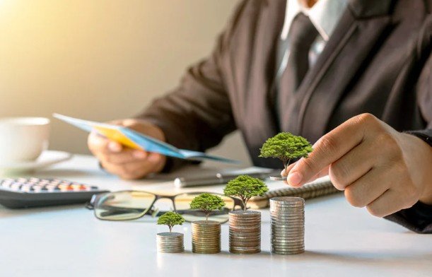 Overcoming Funding Delays: Strategies to Keep Your Business Thriving